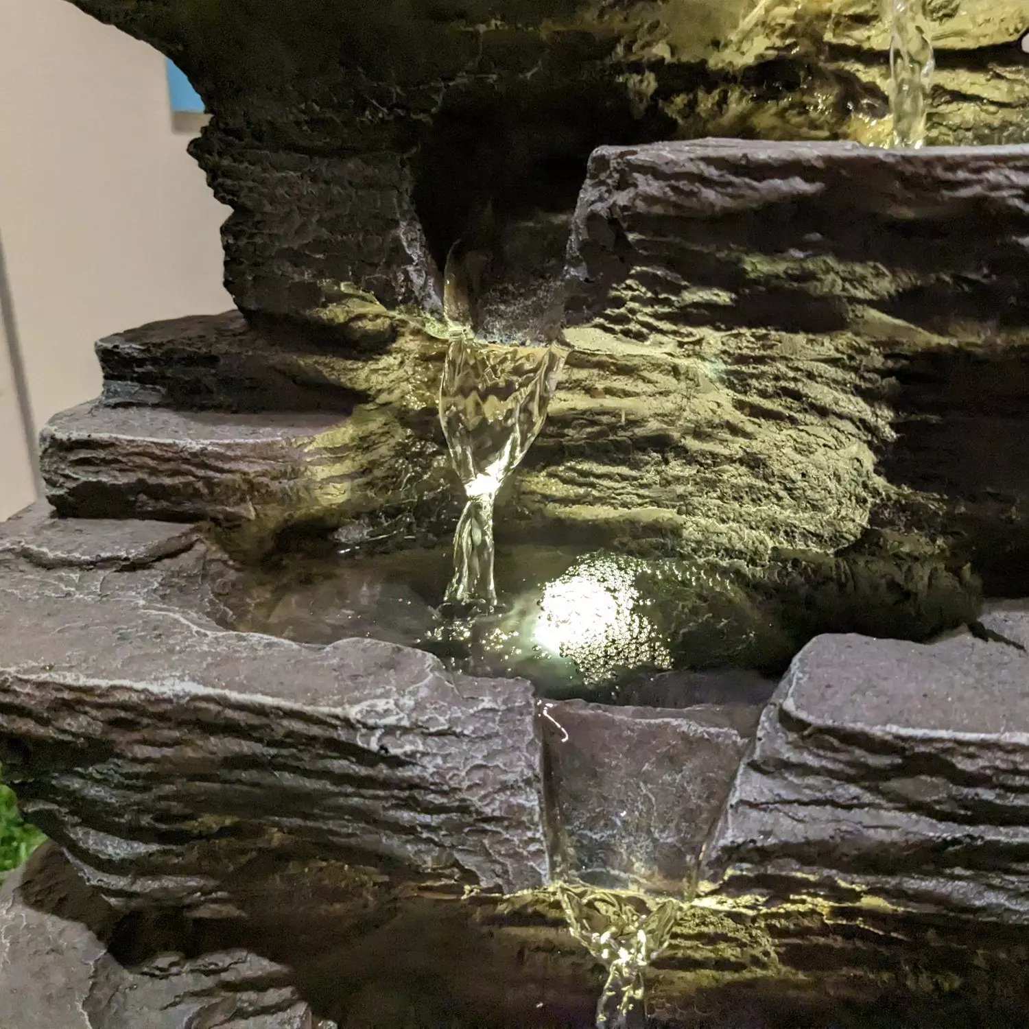 MARELIDA Gartenbrunnen Brunnen beleuchtet Wasserfall Garten Zierbrunnen Kaskadenbrunnen 39cm, 27 cm Breite