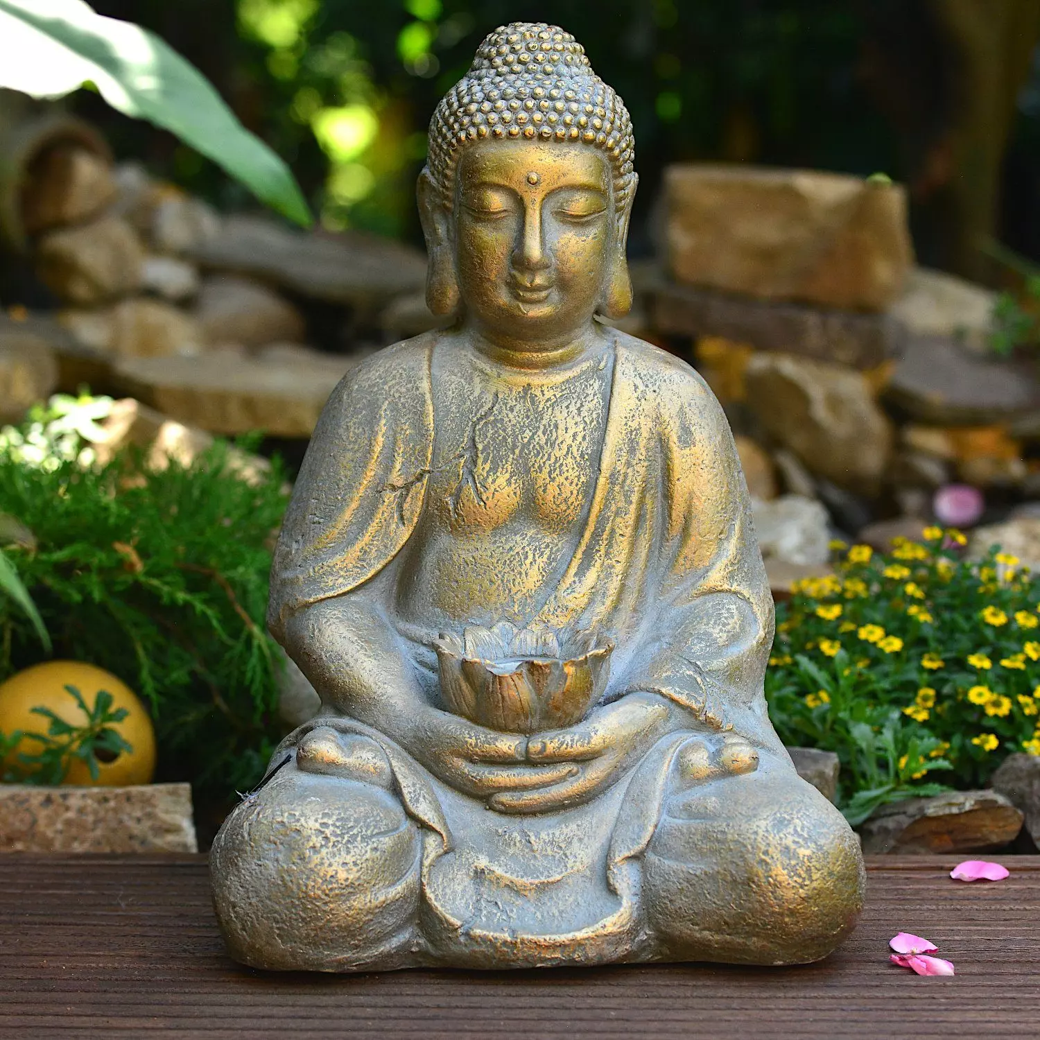 INtrenDU Gartenfigur Garten Buddha Figur 44cm mit Solarbeleuchtung und Sensorautomatik, Sensorautomatik